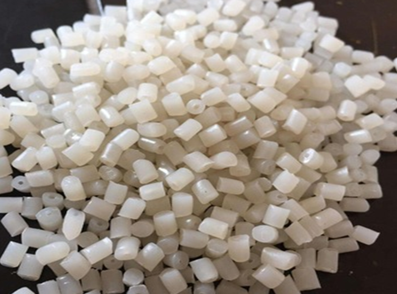 Sản xuất Hạt nhựa PET màu trắng