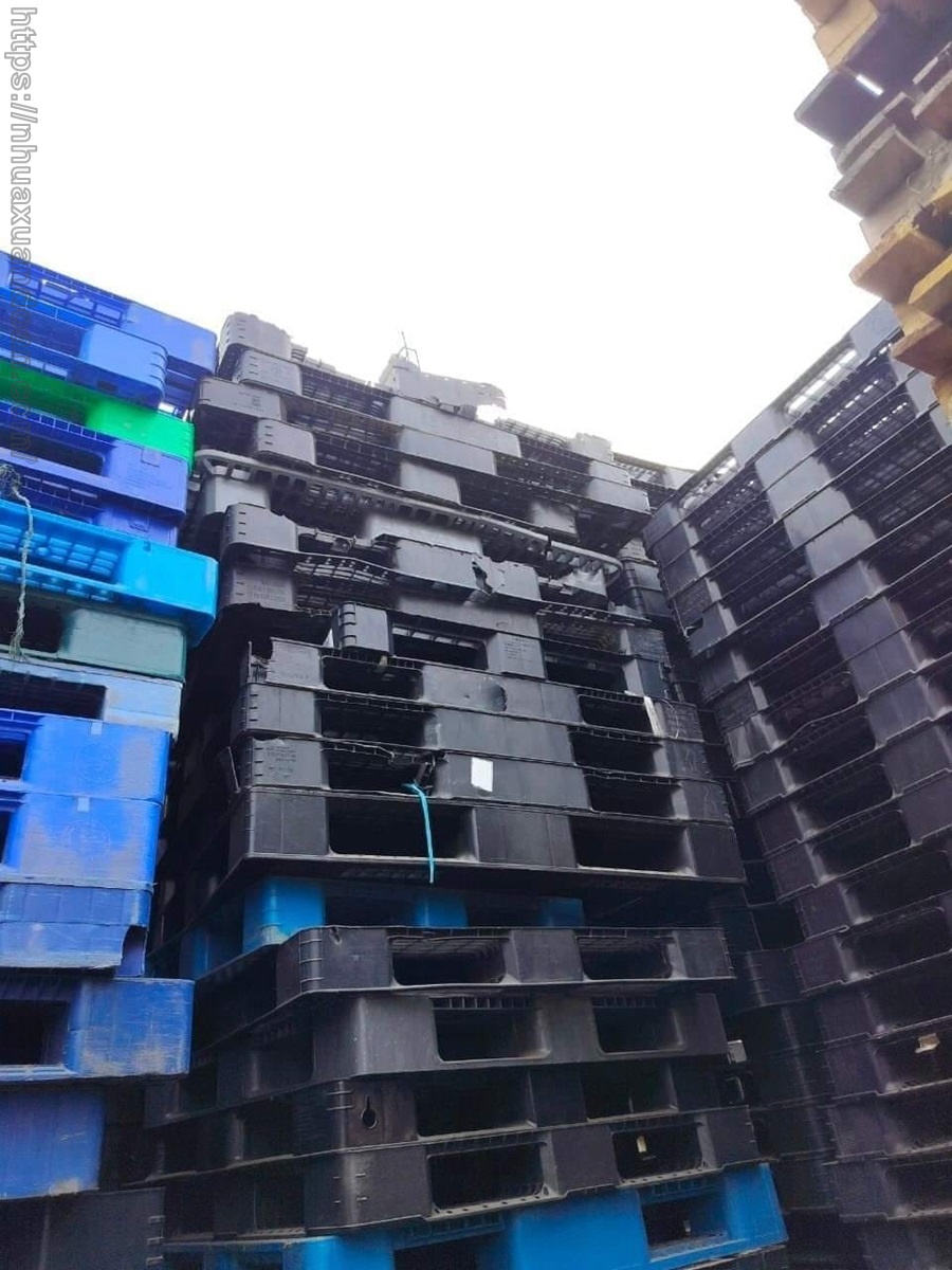 thu-mua-pallet-nhua-phe-lieu-voi-so-luong-lon