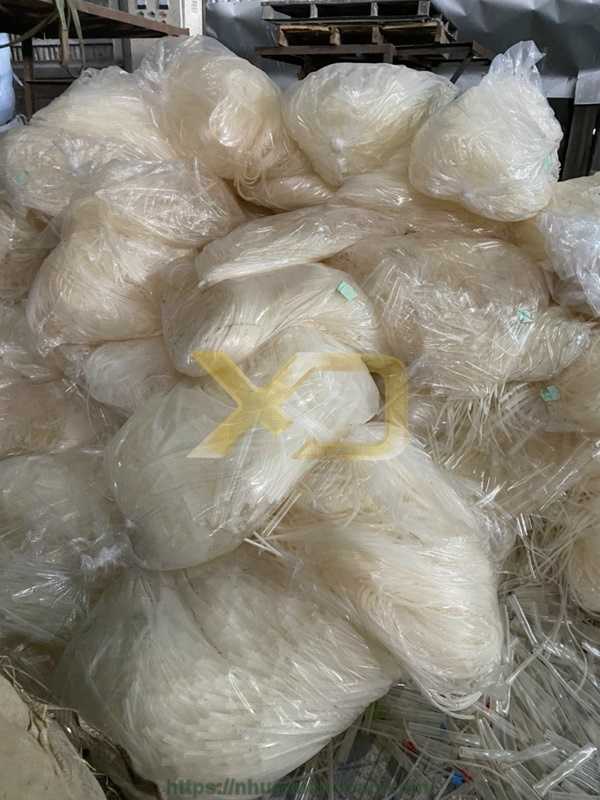 thua-mua-nhua-ton-kho-1